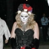 Hilary Duff se disfraza en Halloween