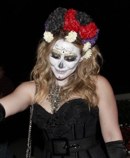 Foto Hilary Duff maquillada en Halloween