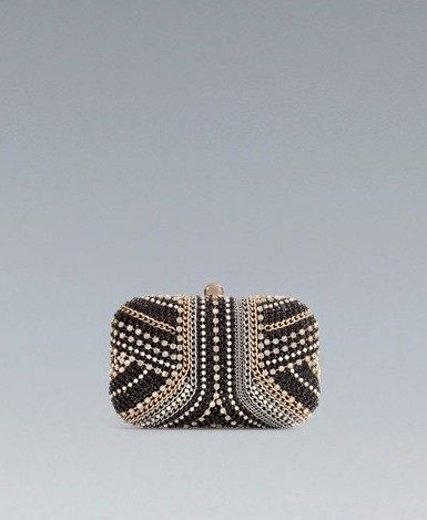 Foto Bolso caja de pedrería por menos de 50 euros