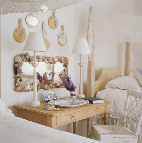 Foto Evita recargar tu dormitorio con una decoración excesiva Foto Evita recargar tu dormitorio con una decoración excesiva