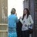 Ir a la foto Kate Middleton con look informal y blazer en color crudo