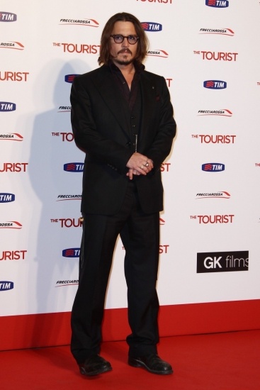 Foto Los hombres de media melena como Johnny Depp son los más atractivos para las mujeres solteras españolas