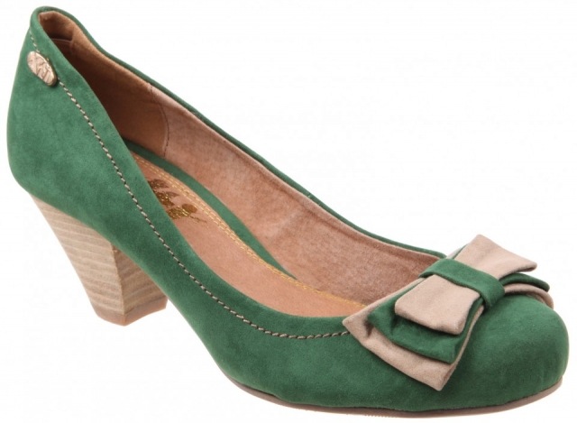 Foto Zapatos de tacón medio en verde para tu look primaveraverano