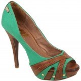 Zapatos peep toes en verde y marrón para tu look primavera-verano