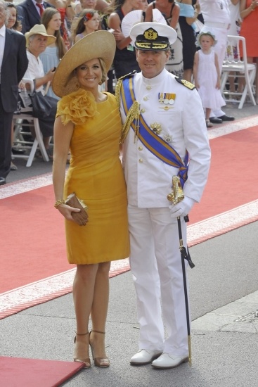 Foto La princesa Máxima de Holanda y el príncipe Guillermo posan el día de la boda de Alberto de Mónaco y Charlene Wittstock