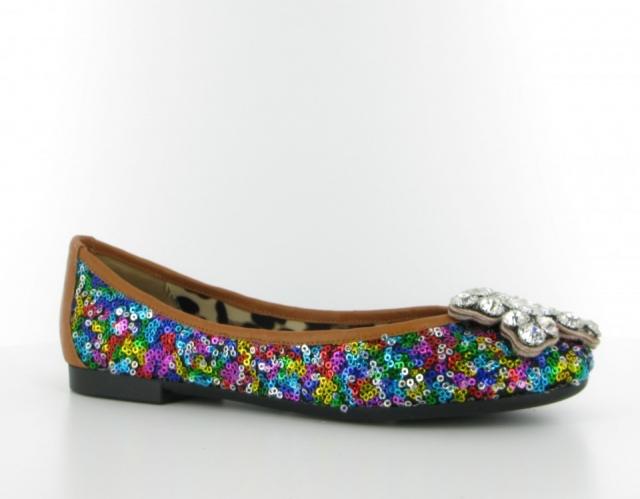 Foto Sandalias de strass para tu maleta de vacaciones