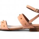 Sandalias cómodas y de tacón medio para tu maleta de vacaciones