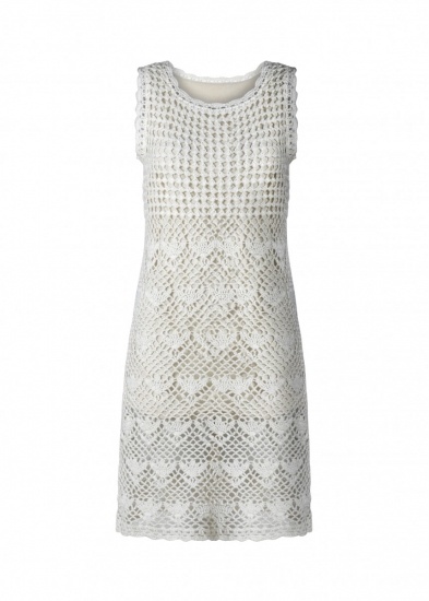 Foto Vestido blanco de ganchillo, tendencia verano 2013
