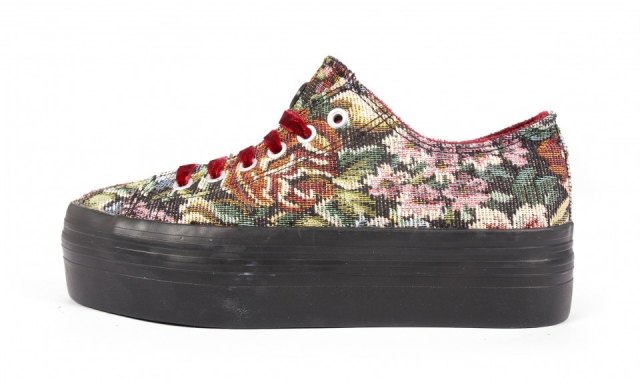 Foto Las zapatillas con plataforma reinarán el próximo otoño 2013