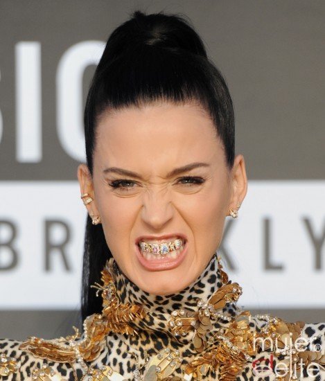 Foto Katy Perry ha sido una de las celebrities que se ha sumado a la joyería dental