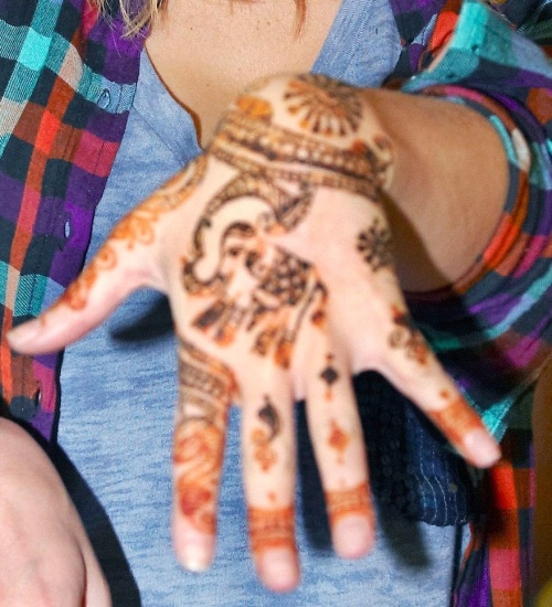 Foto Jessica Simpson se tatuó con Henna un elefante