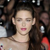 Kristen Stewart usa extensiones para dar volumen a su pelo