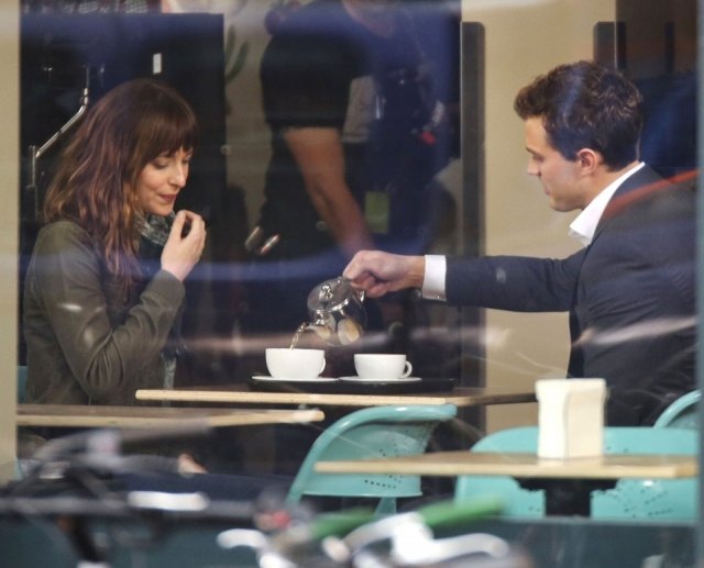 Foto Dakota Johnson y Jamie Dornan comparten las primeras escenas de 50 sombras de Grey Foto Dakota Johnson y Jamie Dornan comparten las primeras escenas de 50 sombras de Grey