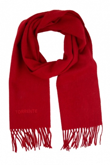 Foto Apuesta por las bufandas y los pañuelos en color rojo este San Valentín Foto Apuesta por las bufandas y los pañuelos en color rojo este San Valentín
