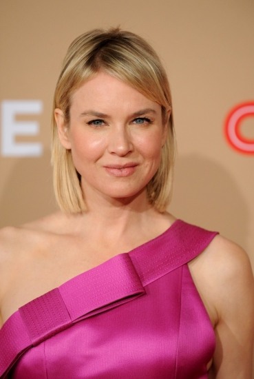 Foto Renée Zellweger se ve de lo más favorecida con una media melena lisa