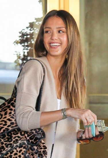 Foto Jessica Alba sabe que la melena larga es la que más le favorece a su rostro en forma de corazón