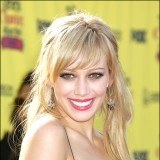 Hillary Duff sabe que la melena a capas es la que mejor combina con su rostro en forma de diamante