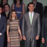 La princesa Letizia apuesta por las minifaldas para actos oficiales