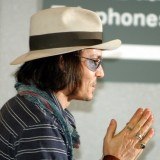 Johnny Depp cambia su tatuaje de 