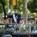 Ver la foto El Rey Felipe VI y la reina Letizia saludan y recorren las calles de Madrid en un Rolls Royce descapotado