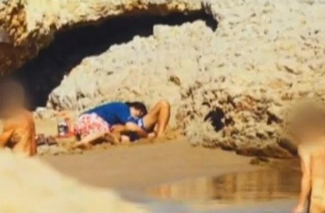 Foto Antonio Canales y su novio: ¡pura pasión en la playa!