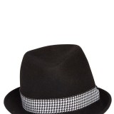 El sombrero tipo borsalino es perfecto para los rostros redondos