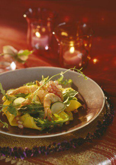 Foto Escarola con granada, un entrante sano, ligero y vistoso en Navidad