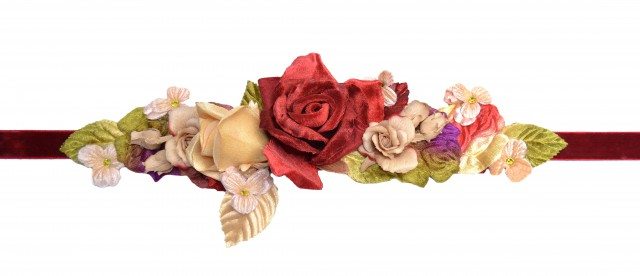 Foto Cinturón rojo con detalle floral para crear tu look en San Valentín