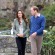 Ver la foto Kate Middleton elige jeans y camisas para los eventos casuales