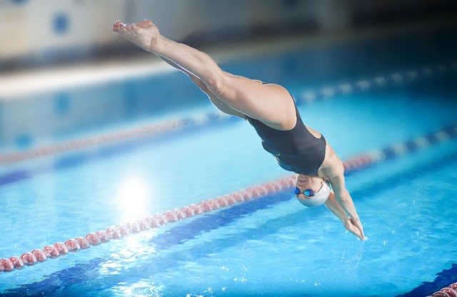 Foto La natación, uno de los ejercicios recomendados para aumentar la fertilidad