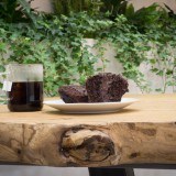 El té de jazmín es perfecto para el chocolate blanco, mientras el té verde combina muy bien con el chocolate negro