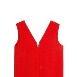Top rojo con escote pico y bajo asimétrico, una apuesta actual y muy sexy para San Valentín