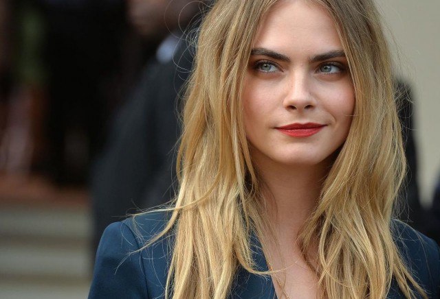 Foto Las cejas messy de Cara Delevingne arrasan