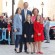 Ver la foto Posado de don Felipe y doña Letizia con sus hijas y la reina doña Sofía antes de la Misa del Domingo de Resurrección en Palma de Mallorca