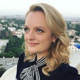 Elisabeth Moss, de rubio platino a rubio 