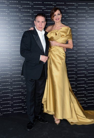 Foto Hannibal Laguna posa con Juncal Rivero en el photocall del 30 aniversario de la firma Hannibal Laguna Foto Hannibal Laguna posa con Juncal Rivero en el photocall del 30 aniversario de la firma Hannibal Laguna