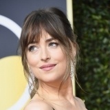 Dakota Johnson la que mejor luce y saca partido al flequillo