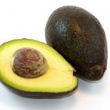 El aguacate, entre los alimentos ricos en calorías que debes comer para adelgazar