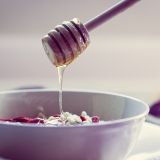 La miel, entre los alimentos ricos en calorías que debes comer para adelgazar