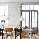 Atrévete a combinar varias lamas de madera de una misma colección para tener el suelo más original