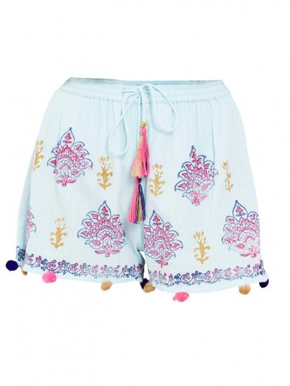 Foto Shorts con estampado étnicoarabesco de aires boho para tus looks de verano