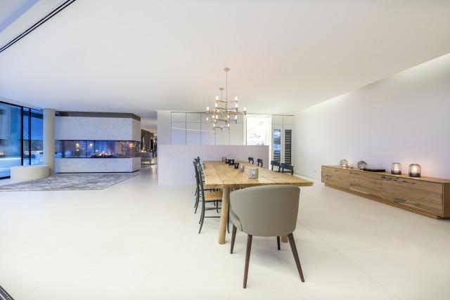 Foto El enorme comedor de Villa Solitaire en Mallorca