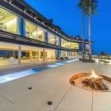 Villa Solitaire, una lujosa vivienda orientada al sur y con total privacidad