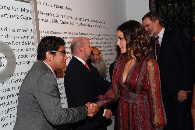 Foto La reina Letizia sorprende con un peinado boho chic para sus últimas horas en Perú