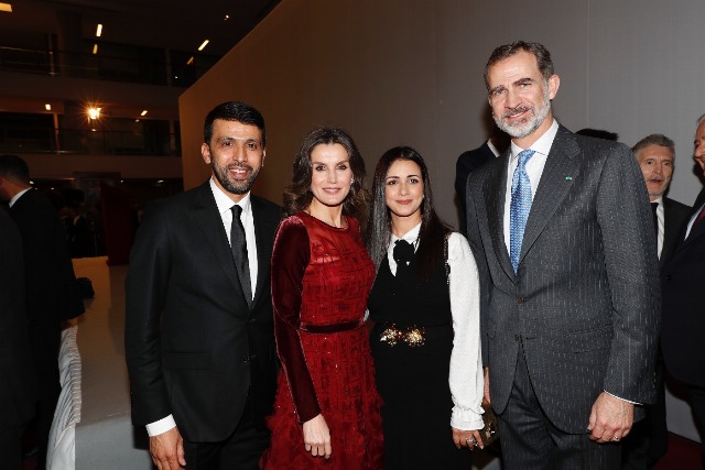 Foto Los Reyes junto al Premio Príncipe de Asturias de los Deportes 2014, Hicham El Guerrouj