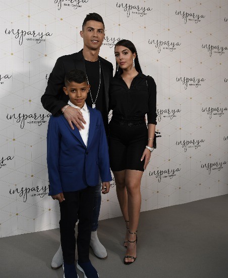 Foto Cristiano Ronaldo, Georgina Rodríguez y el pequeño Cris Junior