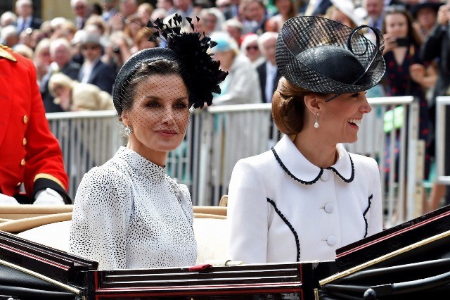 Foto Duelo de estilo entre la reina Letizia y la duquesa de Cambridge