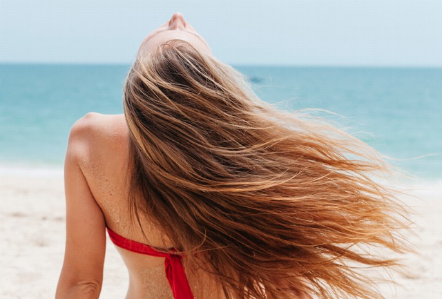 Foto Las mechas californianas imitan un cabello aclarado naturalmente por el sol