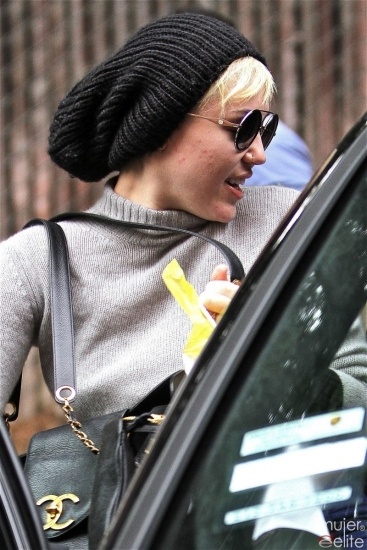 Foto Miley Cyrus quiere desprenderse de los granos para la boda Foto Miley Cyrus quiere desprenderse de los granos para la boda