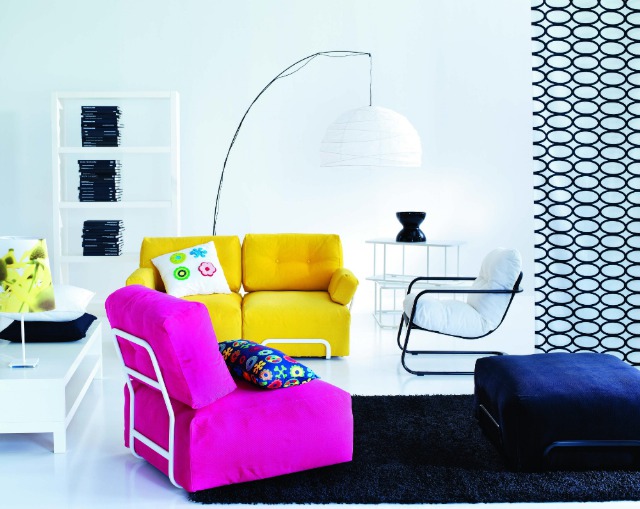 Foto Juega a los contrastes con divertidos y coloridos sillones y sofás Foto Juega a los contrastes con divertidos y coloridos sillones y sofás